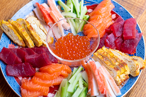 how-to-host-your-own-sushi-party